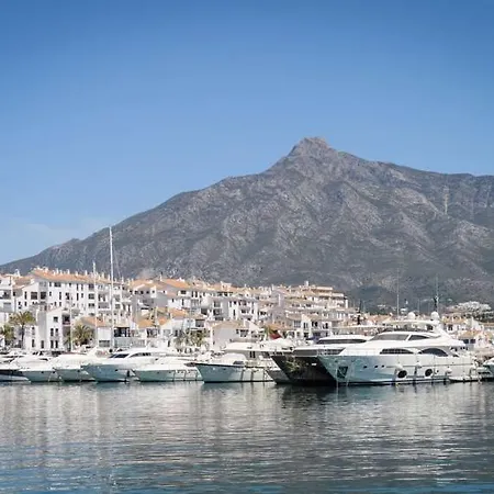 Puerto Banus Piso Con Piscina, Garaje Y Padel Marbella