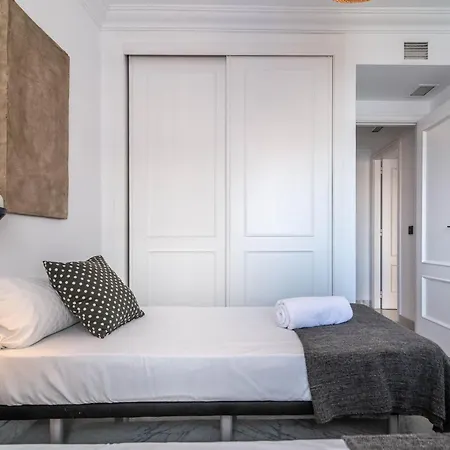 아파트 Puerto Banus Piso Con Piscina, Garaje Y Padel 마르베야